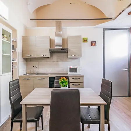 Apartment Porta Romana Charming Near The Center! *